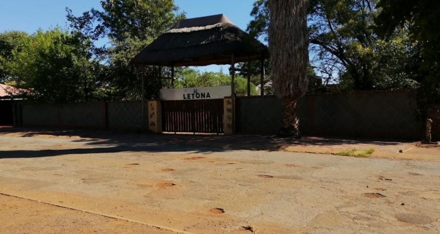 10 Bedroom Property for Sale in Kuruman Northern Cape